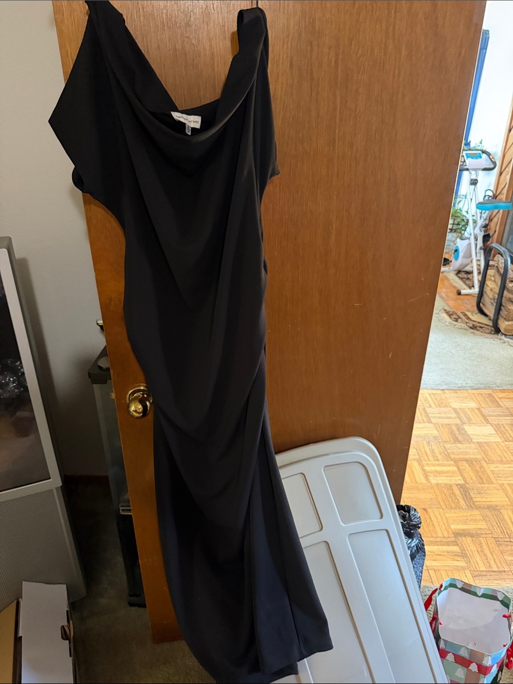 Gibson Latimer Black One-Shoulder Draped Evening Gown
